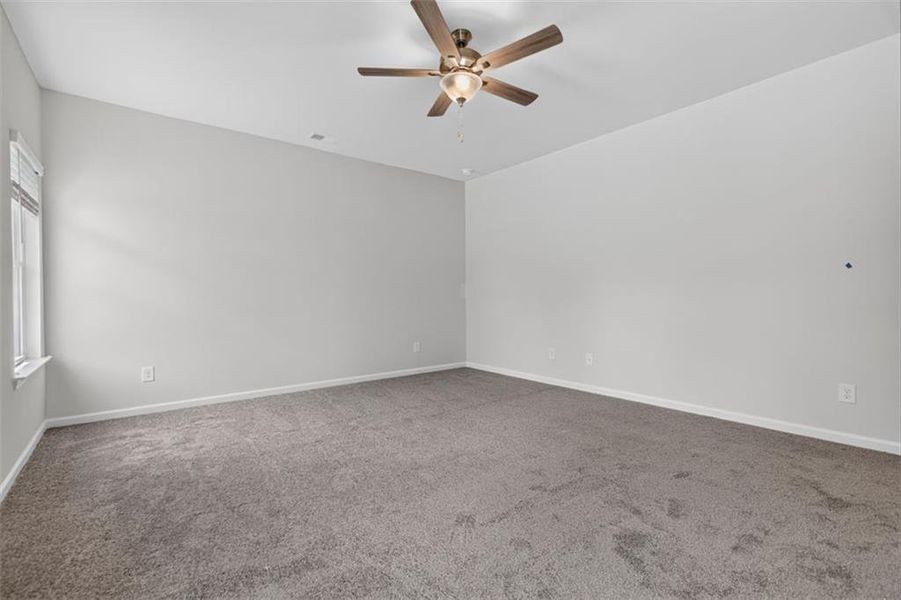 Spacious, unfurnished interior of a new home in Summerfield Place, Carrollton (Image 40).