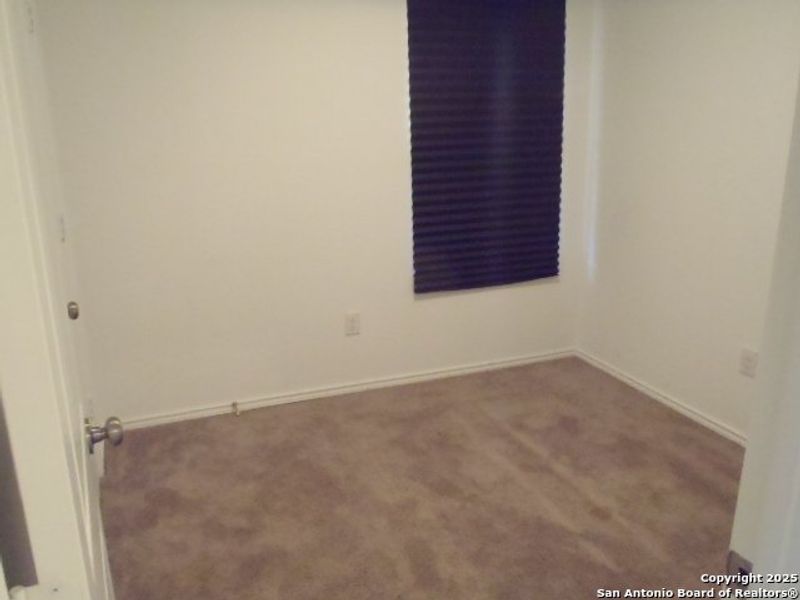 Spacious, unfurnished interior of a new home in , San Antonio (Image 11).