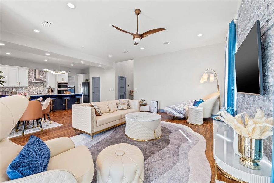 Furnished interior view inside a new home in , Gulfport (Image 10).