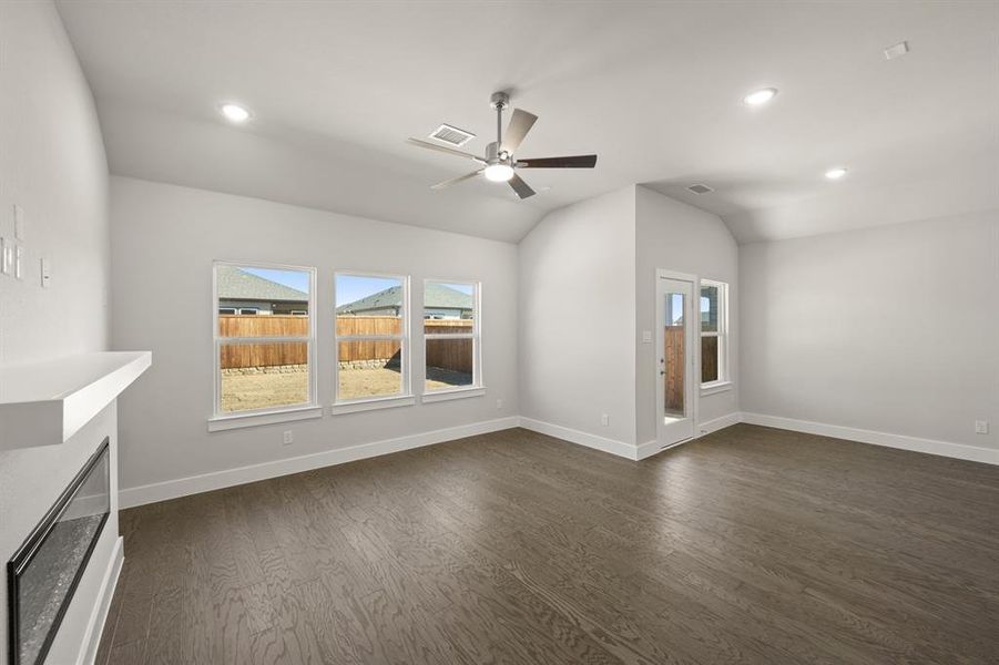 1732 Willow Patch- Living Room-3 1732 Willow Patch- Living Room-3