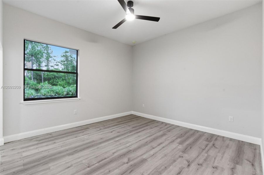 Spacious, unfurnished interior of a new home in , Lehigh Acres (Image 31).