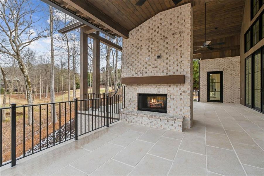 Exterior details and patio area of a home in , Suwanee (Image 40).