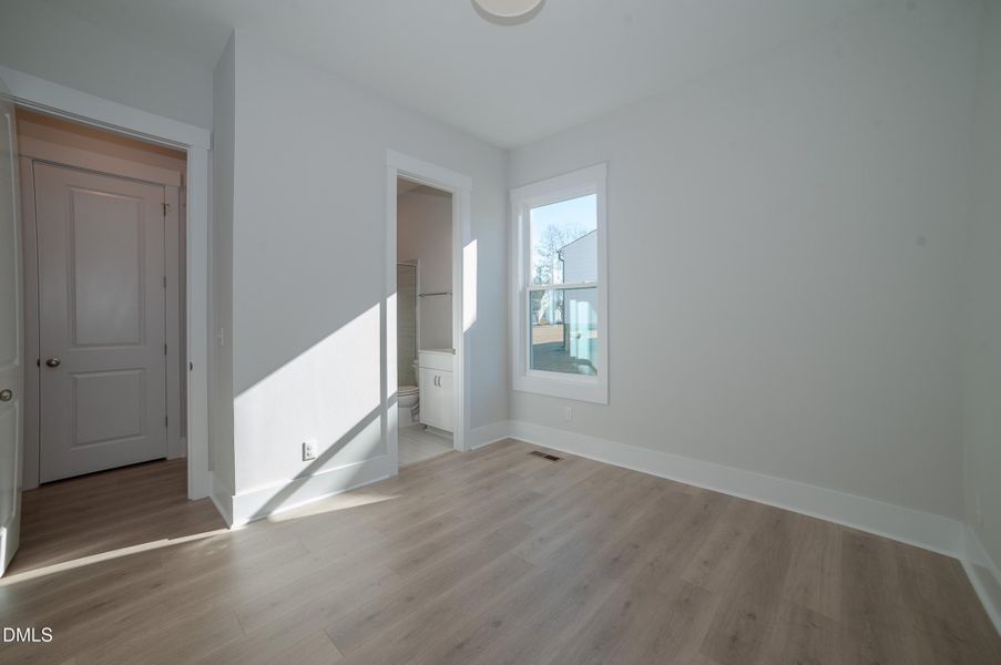 WFDS-0100-00_Buchanan E_Bedroom 6b