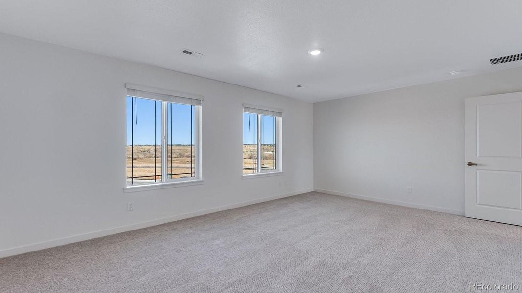 Spacious, unfurnished interior of a new home in Spring Valley Ranch, Elizabeth (Image 25).