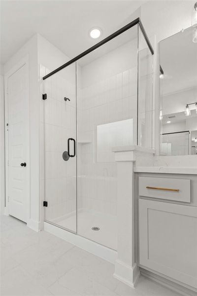 Furnished interior view inside a new home in Kresston - 40', Montgomery (Image 9).