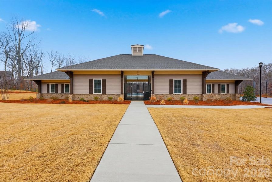 Exterior details and patio area of a home in , Fort Mill (Image 3).
