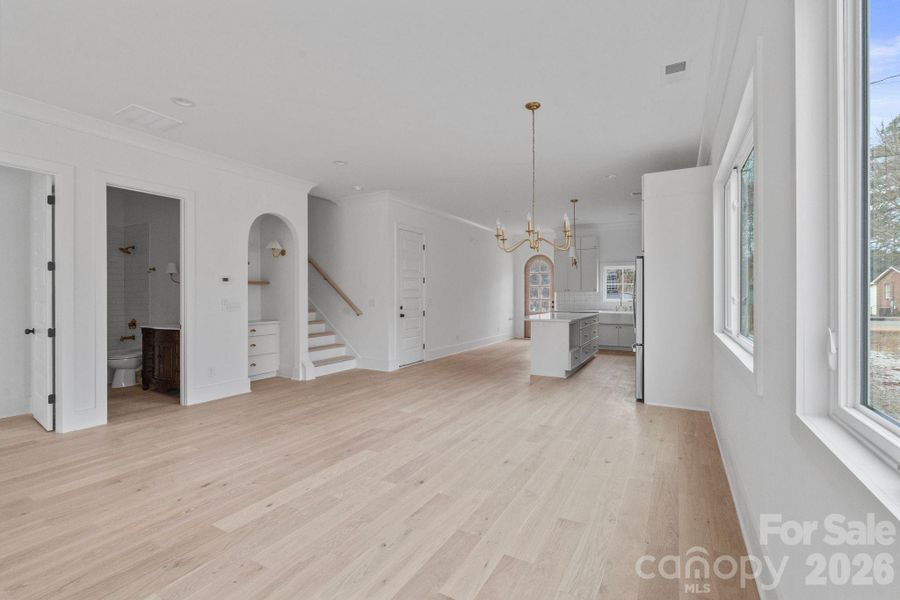 Spacious, unfurnished interior of a new home in , Charlotte (Image 40).
