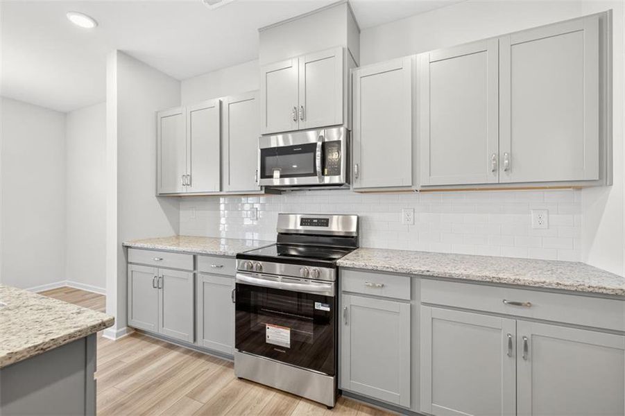 Image 44 of a home in Franklin Manor.