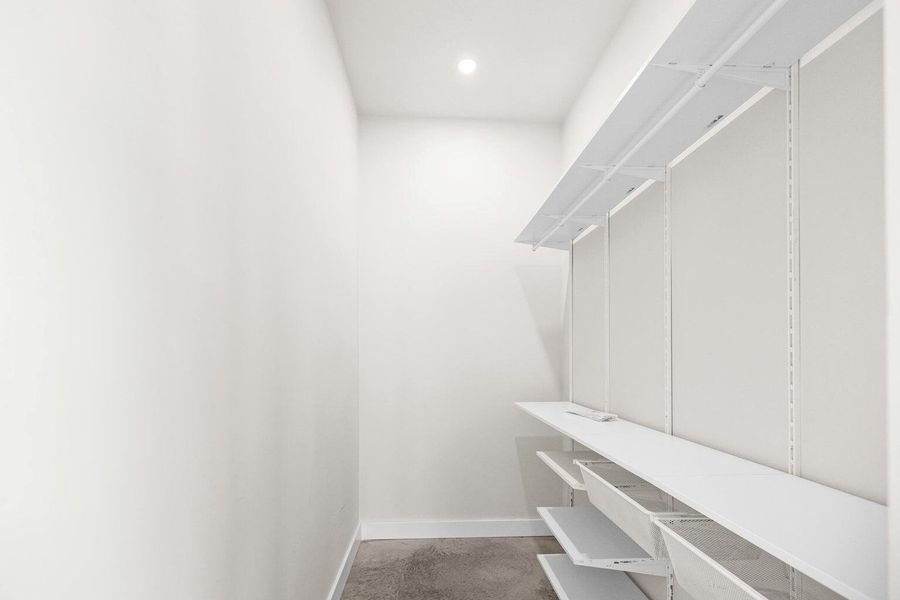 Image 21 of a home in .