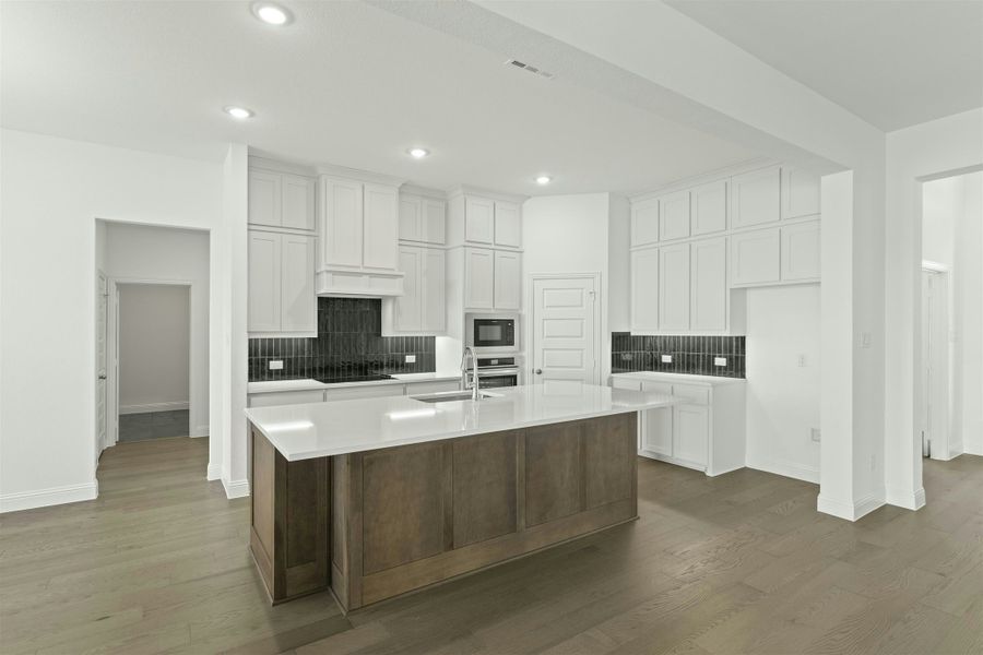 Representative furnished interior of a home built from the Brady by Kindred Homes in Oak Creek Ranch, Waxahachie (Image 11).