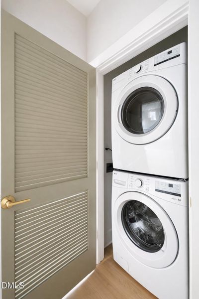 3779034E-8C58-4B79-A374-8630AAFCE726