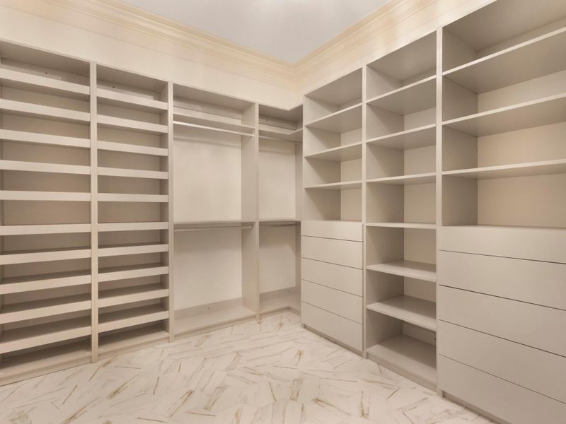 33-primary_bedroom_wic_1
