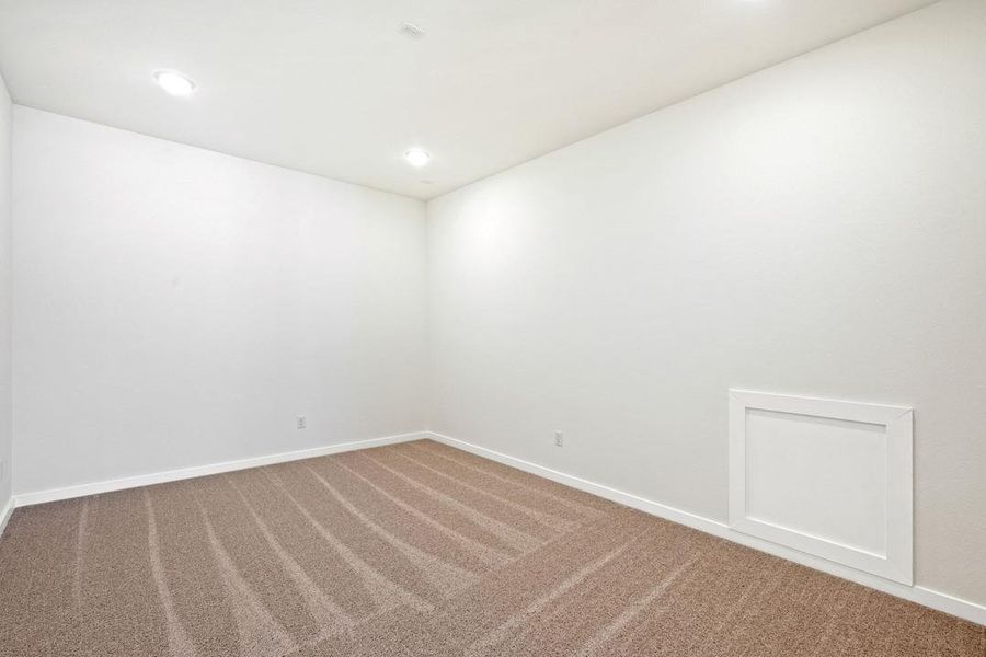 Spacious, unfurnished interior of a new home in Wolf Ranch, Georgetown (Image 39). Spacious, unfurnished interior of a new home in Wolf Ranch, Georgetown (Image 39).
