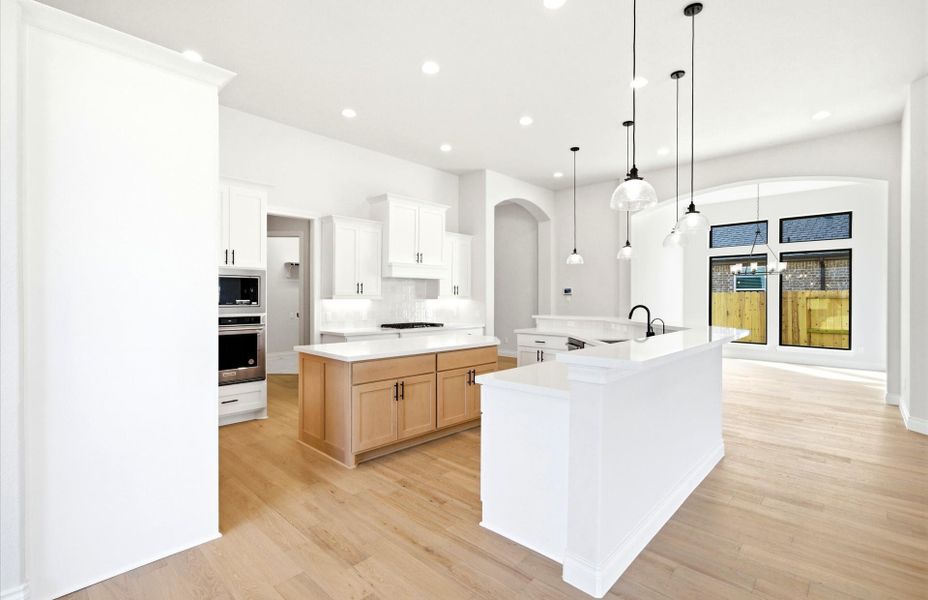 Furnished interior view inside a new home in The Highlands 55′, Porter (Image 15).