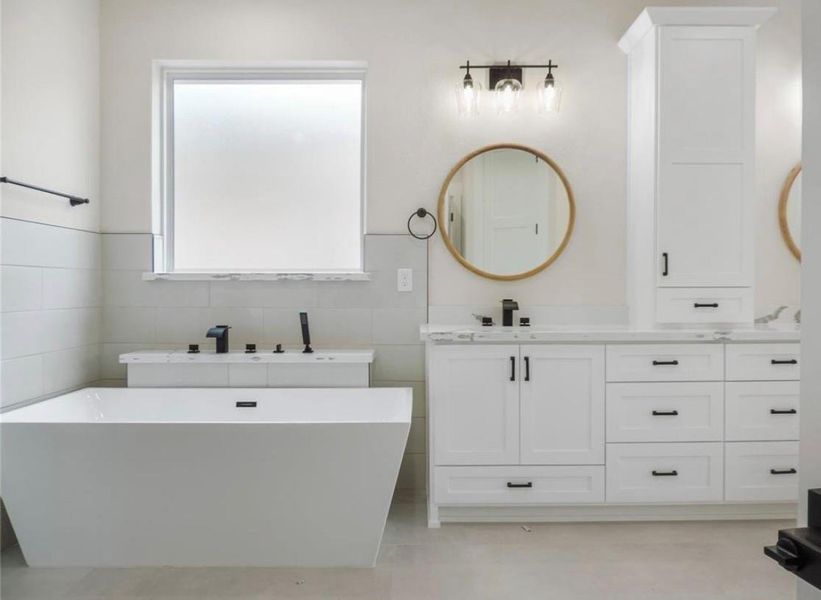 Picture of another Bathroom Built By Montoya's Home Builders LLC Picture of another Bathroom Built By Montoya's Home Builders LLC