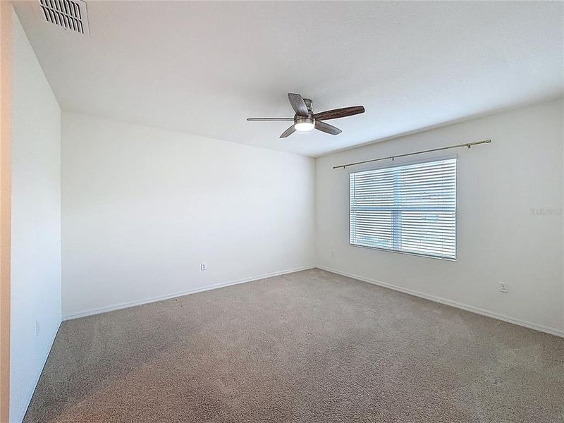 Spacious, unfurnished interior of a new home in , Lakeland (Image 17).