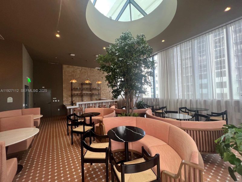 Community amenities in , Miami (Image 6). Community amenities in , Miami (Image 6).