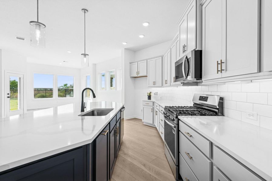 Furnished interior view inside a new home in The Grand Prairie 50’, Hockley (Image 15).