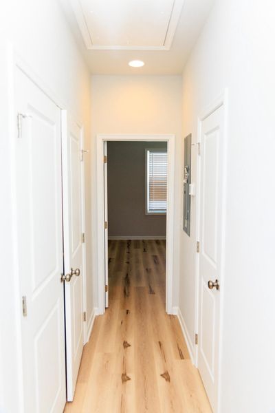 Spacious, unfurnished interior of a new home in , Summerville (Image 23).