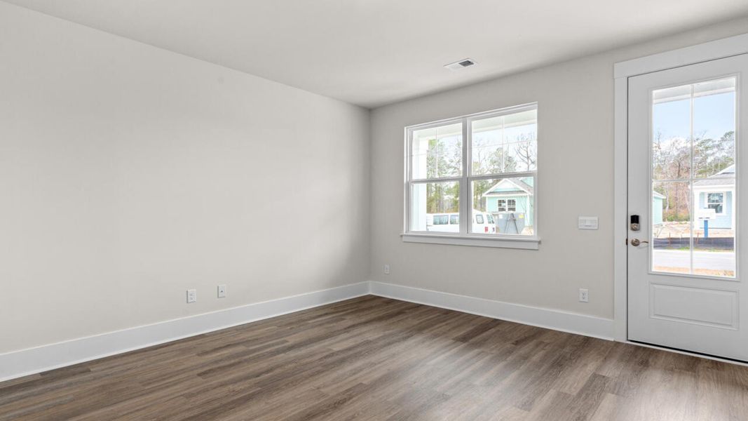 Spacious, unfurnished interior of a new home in Lockwood Landing, Supply (Image 12).