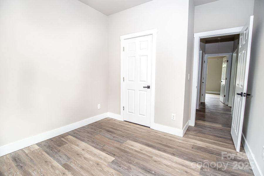 Spacious, unfurnished interior of a new home in , Hickory (Image 12).