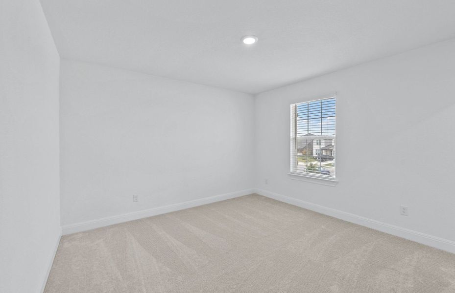 Spacious, unfurnished interior of a new home in Lagos, Manor (Image 18).