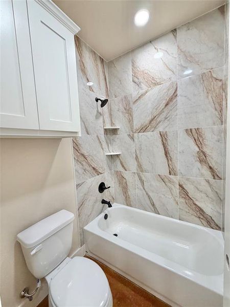 Furnished interior view inside a new home in , Weatherford (Image 12).