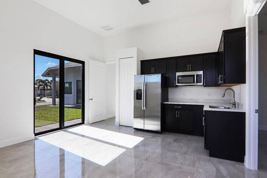 34 - In-Law Suite_Living