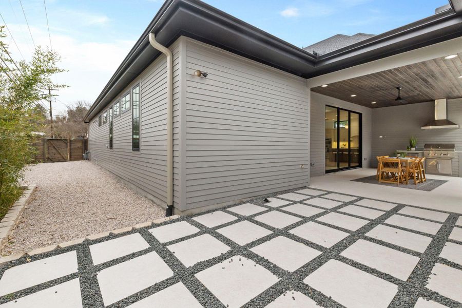 View of patio with outdoor dining area
