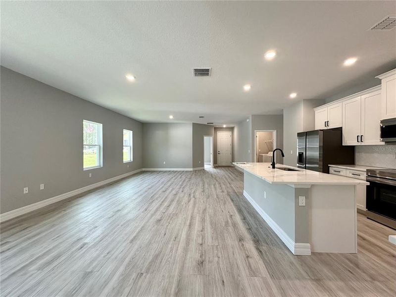 Image 21 of a home in .