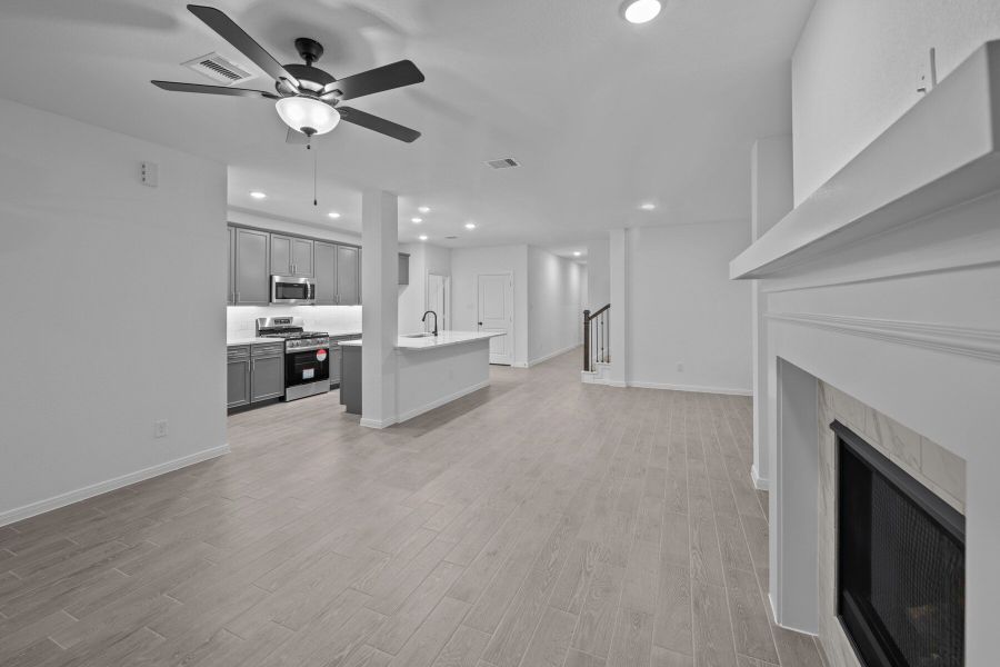 The Holly - Family Room The Holly - Family Room