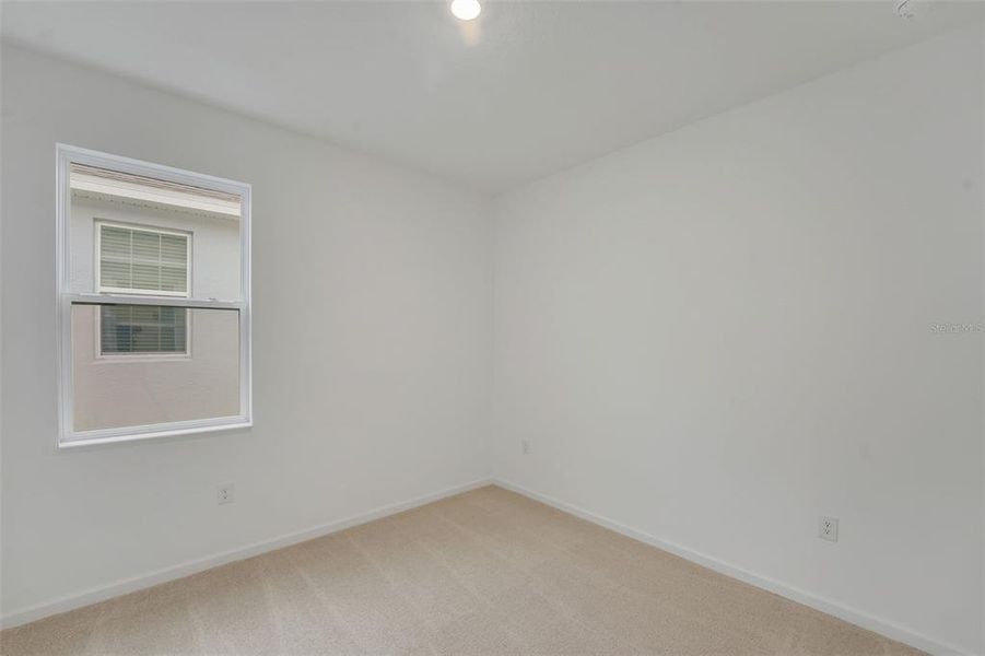 Spacious, unfurnished interior of a new home in Cypress Park Estates, Haines City (Image 15).