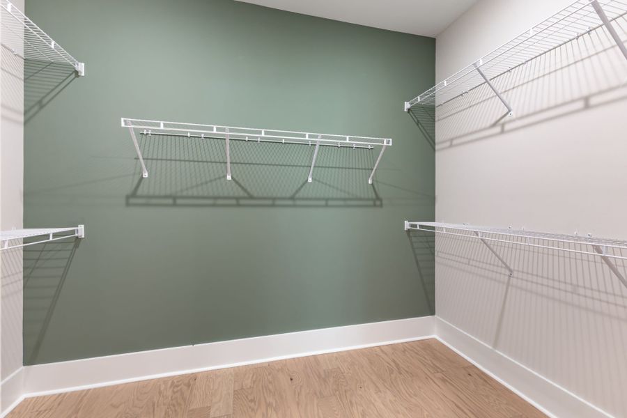 Spacious, unfurnished interior of a new home in Del Webb Ocean Isle Beach, Shallotte (Image 20).
