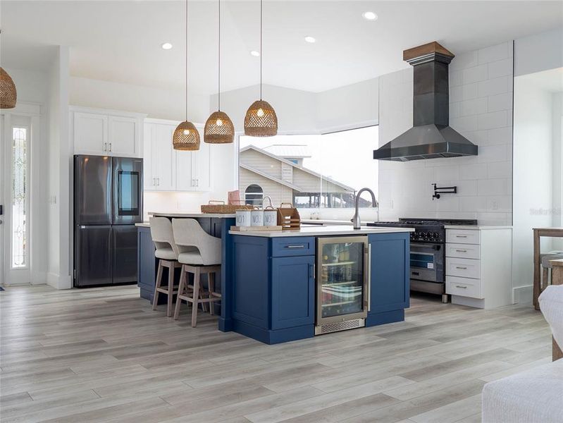 Furnished interior view inside a new home in , Englewood (Image 41).