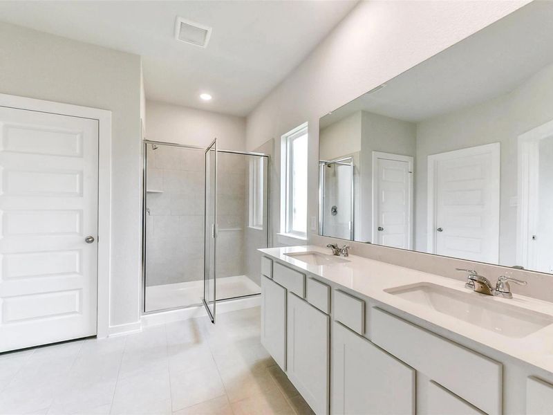 Furnished interior view inside a new home in River Ranch Meadows, Dayton (Image 6). Furnished interior view inside a new home in River Ranch Meadows, Dayton (Image 6).