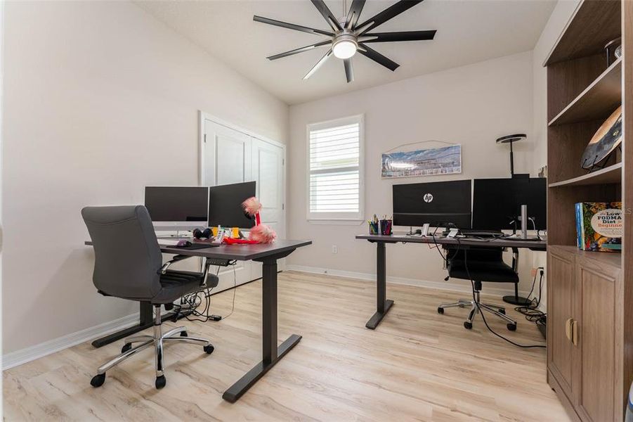 Furnished interior view inside a new home in Evergreen, Bradenton (Image 44). Furnished interior view inside a new home in Evergreen, Bradenton (Image 44).