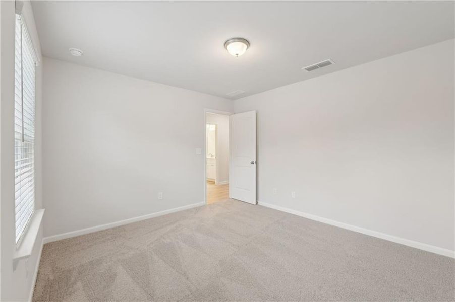 Spacious, unfurnished interior of a new home in Hamilton Lakes, Lawrenceville (Image 42). Spacious, unfurnished interior of a new home in Hamilton Lakes, Lawrenceville (Image 42).