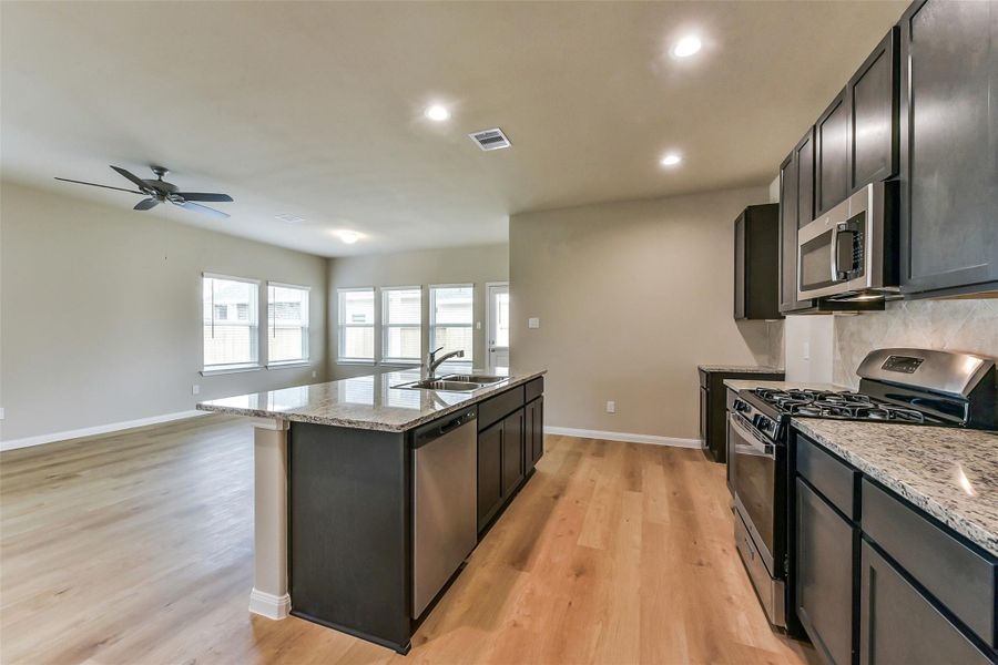 Furnished interior view inside a new home in King Oaks Village, Baytown (Image 9). Furnished interior view inside a new home in King Oaks Village, Baytown (Image 9).