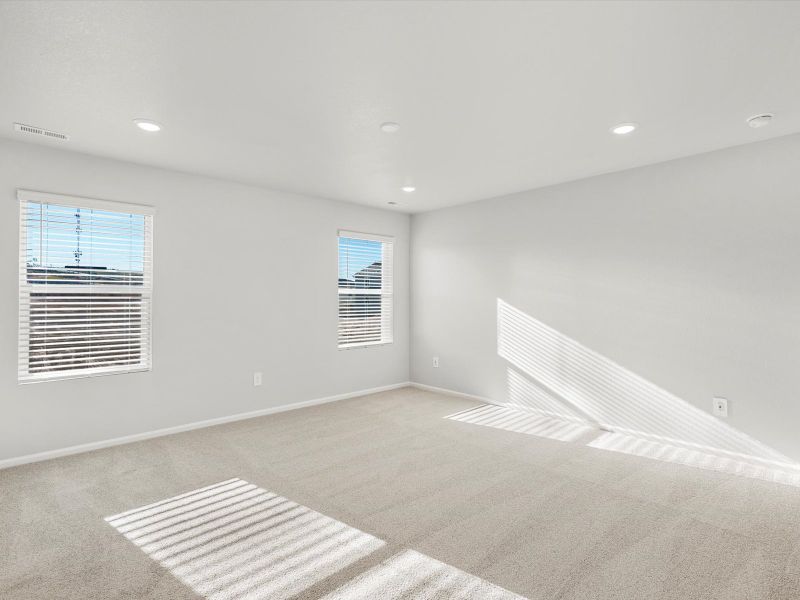 Spacious, unfurnished interior of a new home in Poudre Heights: The Lakes Collection, Windsor (Image 11).