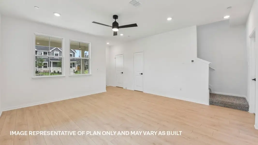 Spacious, unfurnished interior of a new home in Avery Centre, Round Rock (Image 23).