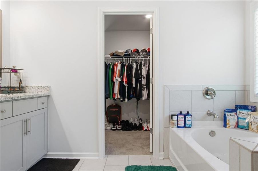 Furnished interior view inside a new home in , Newnan (Image 52).