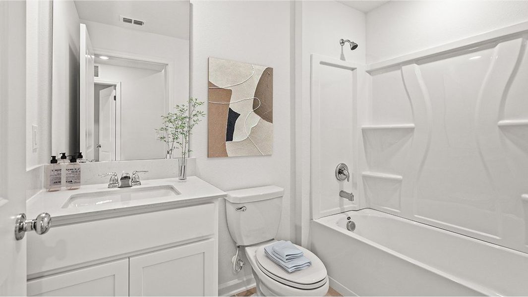 Florida CORE L002 Belmont Bath2 F1 Base3 4 21 25