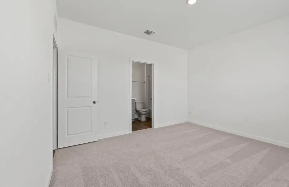 Spacious, unfurnished interior of a new home in County View, Temple (Image 18). Spacious, unfurnished interior of a new home in County View, Temple (Image 18).