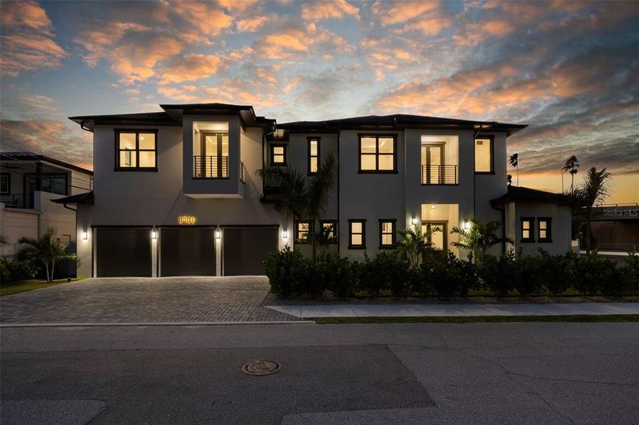 Front exterior of a new home in , Tampa, FL, highlighting curb appeal (Image 29). Front exterior of a new home in , Tampa, FL, highlighting curb appeal (Image 29).