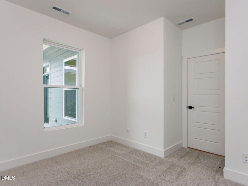 022-1280x960-bedroom 022-1280x960-bedroom