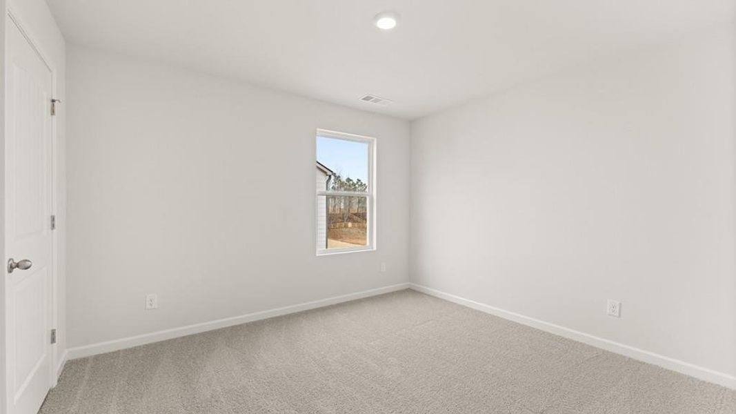 Spacious, unfurnished interior of a new home in Parkside at Carter Grove, Cartersville (Image 21).