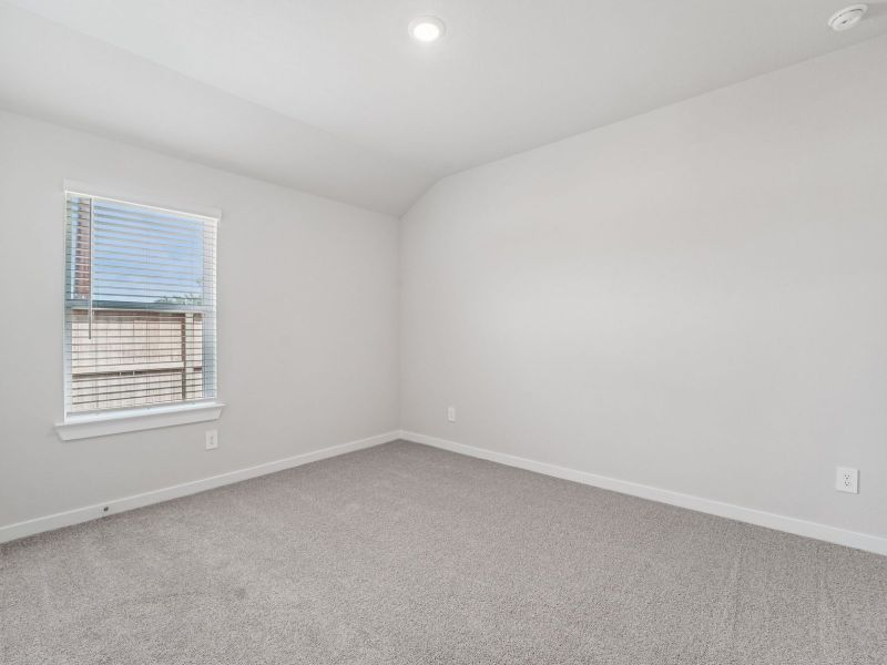 Spacious, unfurnished interior of a new home in Massey Oaks - Premier Series, Pearland (Image 13).