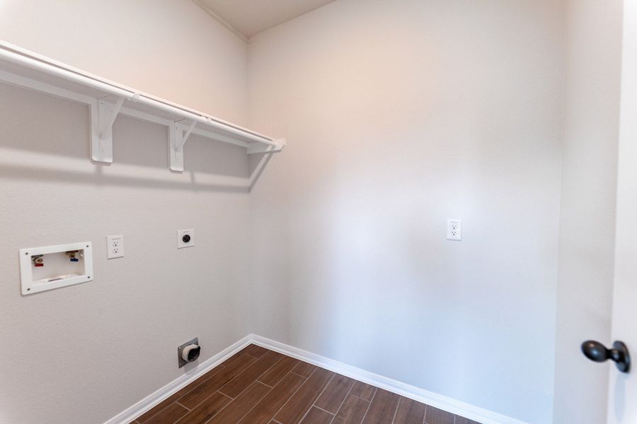 Spacious, unfurnished interior of a new home in Windrose Green, Angleton (Image 23). Spacious, unfurnished interior of a new home in Windrose Green, Angleton (Image 23).