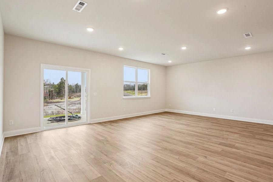 Spacious, unfurnished interior of a new home in Willow Landing, Mount Juliet (Image 21). Spacious, unfurnished interior of a new home in Willow Landing, Mount Juliet (Image 21).