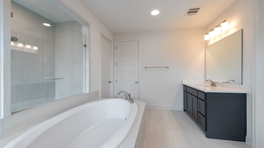 Furnished interior view inside a new home in Meraki, Forney (Image 12).